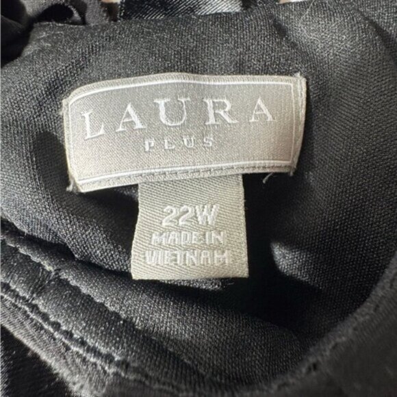 Laura Plus Floral Maxi Dress Satin Belt with Pockets Size 22 - Picture 10 of 10